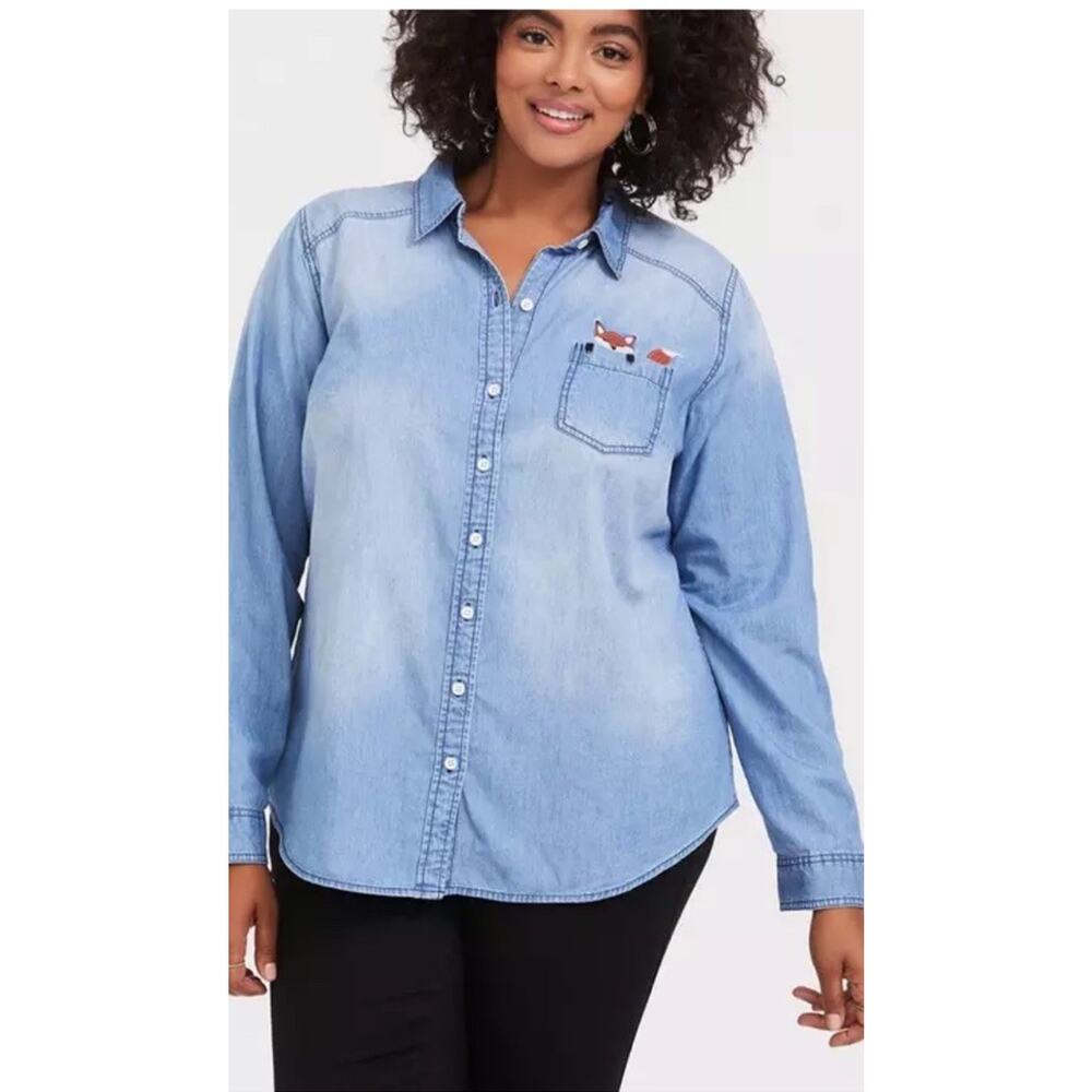 Torrid Taylor‎ Medium Wash Denim Fox Button Front Classic Fit Shirt Size 1
